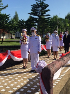 ไฟล์แนบ กปภ.สาขาภูเก็ต เข้าร่วมพิธีวางพานพุ่ม ณ พระราชานุสาวรีย์สมเด็จพระศรีนครินทราบรมราชชนนี เนื่องในวันคล้ายวันพระราชสมภพครบ 120 ปี 