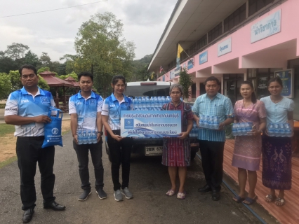 ไฟล์แนบ กปภ.สาขากบินทร์บุรี มอบน้ำดื่มบรรจุขวดตราสัญลักษณ์ กปภ. ช่วยเหลือผู้ประสบภัยพิบัติน้ำท่วม