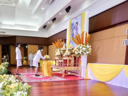 ไฟล์แนบ การประปาส่วนภูมิภาคสาขากระบี่ ร่วมพิธีวางพานพุ่มดอกไม้สดถวายราชสักการะ พระบามสมเด็จพระบรมชนกาธิเบศร มหาภูมิพลอดุลยเดชมหาราช บรมนาถบพิตร เนื่องในวันพระบิดาแห่งฝนหลวง ประจำปี 2563