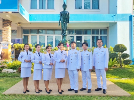 ไฟล์แนบ กปภ.สาขาปทุมธานีเข้าร่วมพิธีถวายเครื่องราชสักการะและถวายราชสดุดีเฉลิมพระเกียรติพระบาทสมเด็จพระบรมชนกาธิเบศร มหาภูมิพลอดุลยเดชมหาราช บรมนาถบพิตร เนื่องใน วันพระบิดาแห่งฝนหลวง