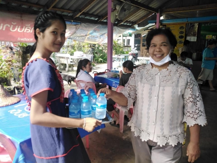 ไฟล์แนบ กปภ.สาขาระนอง ร่วมสนับสนุนน้ำดื่มบรรจุขวด งานวิถีแร่วิถีคนชุมชนหาดส้มแป้น