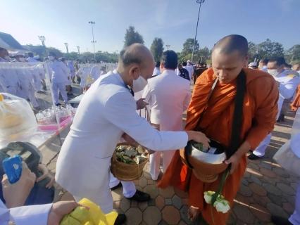 ไฟล์แนบ กปภ.สาขาอุบลราชธานี ร่วมพิธีทำบุญตักบาตร พิธีวางพานพุ่มและพิธีถวายบังคม  เนื่องในวันชาติ และวันพ่อแห่งชาติ ประจำปีพุทธศักราช 2563
