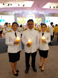 ไฟล์แนบ กปภ.สาขาภูเก็ต เข้าร่วมพิธีจุดเทียนเพื่อสดุดีพระเกียรติคุณและน้อมรำลึกในพระมหากรุณาธิคุณ ของพระบรมชนกาธิเบศร มหาภูมิพลอดุลยเดชมหาราชบนรมนาถบพิตร