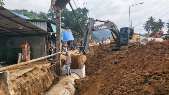 ไฟล์แนบ การประปาส่วนภูมิภาคสาขาตะกั่วป่า ออกให้บริการซ่อมท่อแตกท่อรั่ว เพื่อลดอัตราต้ำสูญเสีย