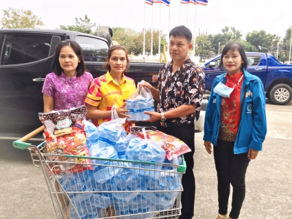 ไฟล์แนบ การประปาส่วนภูมิภาคสาขากระบี่ มอบน้ำดื่มบรรจุขวดตราสัญลักษณ์ กปภ. พร้อมกาแฟบรรจุซอง สนับสนุนจุดตรวจ จุดบริการประชาชน ช่วงเทศกาลปีใหม่ พ.ศ.2564