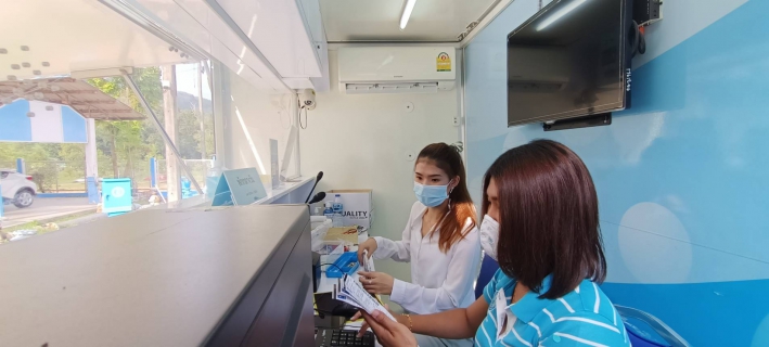 ไฟล์แนบ กปภ.สาขาภูเก็ต เพิ่มช่องทางการรับชำระค่าน้ำประปาด้วยรถบริการเคลื่อนที่ PWA Mobile Service เพื่อลดความเสี่ยงการแพร่ระบาดและควบคุมโรคติดเชื้อไวรัสโคโรนา (COVID 19)