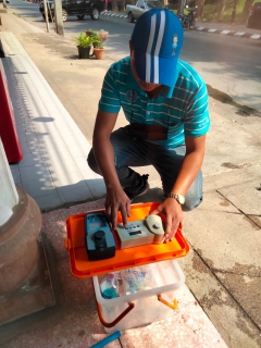 ไฟล์แนบ กปภ.สาขากาญจนบุรี ตรวจสอบแรงดันน้ำและคุณภาพน้ำประปาบริเวณแหล่งท่องเที่ยวสำคัญของจังหวัด