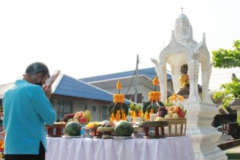 ไฟล์แนบ กปภ.ข.6 จัดพิธีบวงสรวงพระแม่ธรณีฯ และถวายเพลพระ เนื่องในวันสถาปนา กปภ. ครบ 42 ปี