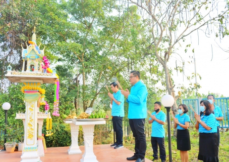 ไฟล์แนบ กปภ.สาขาปทุมธานี จัดพิธีทำบุญตักบาตร ถวายจตุปัจจัยไทยธรรม เนื่องในวันคล้ายวันสถาปนา กปภ. ครบรอบ 42 ปี