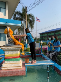 ไฟล์แนบ กปภ.สาขาสามพราน จัดพิธีถวายเครื่องสักการะพระแม่ธรณีวิสุทธิสักขีบารมีธำรงชล , ศาลพระภูมิประจำหน่วยงานเนื่องในวันคล้ายวันสถาปนา ครบรอบ 42 ปี การประปาส่วนภูมิภาค