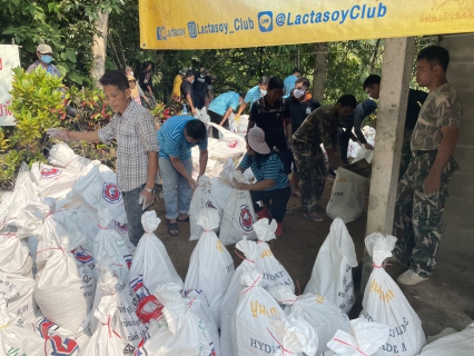 ไฟล์แนบ กปภ.สาขาขลุง ร่วมกับ อบต. ตำบลตรอกนอง และชุมชนในพื้นที่ ทำกิจกรรมโครงการรักษ์ตรอกนอง สร้างฝายชะลอน้ำ