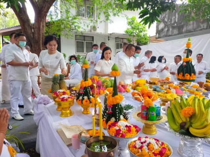 ไฟล์แนบ กปภ.สาขาภูเก็ต  เข้าร่วมโครงการบูรณะปรับปรุงศาลหลักเมืองจังหวัดภูเก็ต (เมืองใหม่)  พิธีพลีไม้ ต้นมะขาม เพื่อใช้เป็นส่วนประกอบในการจัดสร้างองค์เสาหลักเมือง