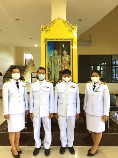 ไฟล์แนบ การประปาส่วนภูมิภาคสาขาชุมพร ร่วมกิจกรรมวางพานพุ่มถวายราชสักการะเนื่องในวันจักรี เพื่อระลึกถึงพระมหากรุณาธิคุณพระบาทสมเด็จพระพุทธยอดฟ้าจุฬาโลกมหาราช และมหาจักรีบรมราชวงศ์