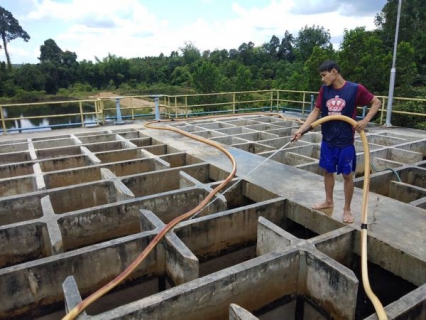 ไฟล์แนบ การประปาส่วนภูมิภาคสาขาตราด ดำเนินการล้างระบบผลิต โรงกรองน้ำ 400 ลบ.ม./ชม. และทำความสะอาดรอบบริเวณอาคาร ณ.สถานีผลิตน้ำเขาสมิง