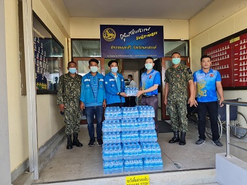ไฟล์แนบ กปภ.สาขาพยุหะคีรีร่วมสนับสนุนน้ำดื่มบรรจุขวดให้แก่ศูนย์อำนวยความปลอดภัยทางถนน เพื่อป้องกันและลดอุบัติเหตุทางถนนช่วงเทศกาลสงกรานต์ 2564