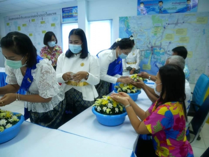 ไฟล์แนบ การประปาส่วนภูมิภาคสาขากระบี่ จัดกิจกรรมโครงการสืบสานวัฒนธรรมไทย ประเพณีสงกรานต์ สรงน้ำพระ รดน้ำผู้ใหญ่ อนุรักษ์ ฟื้นฟู มรดกภูมิปัญญาทางวัฒนธรรมอันล้ำค่าของไทย