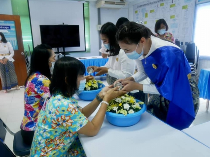 ไฟล์แนบ การประปาส่วนภูมิภาคสาขากระบี่ จัดกิจกรรมโครงการสืบสานวัฒนธรรมไทย ประเพณีสงกรานต์ สรงน้ำพระ รดน้ำผู้ใหญ่ อนุรักษ์ ฟื้นฟู มรดกภูมิปัญญาทางวัฒนธรรมอันล้ำค่าของไทย