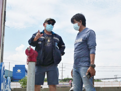 ไฟล์แนบ ผู้จัดการ กปภ.สาขาสมุทรสาคร ลงพื้นที่เร่งรัดการแก้ไขปัญหาน้ำไหลอ่อน ในพื้นที่ ต.ท่าฉลอม