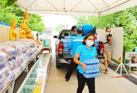 ไฟล์แนบ กปภ.สาขาปทุมธานี สนับสนุนน้ำดื่มตราสัญลักษณ์ กปภ. ให้กับวัดชินวราราม,วัดบางหลวง และวัดอัมพุวราราม เพื่อร่วมทำโรงทานให้บริการแก่ประชาชนที่ได้รับผลกระทบจากเชื้อไวรัส Covid-19