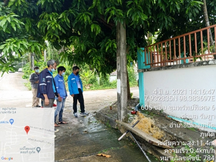 ไฟล์แนบ กปภ.สาขาภูเก็ต ลงพื้นที่หมู่บ้านศรีสุชาติแกรนด์วิว 2 ตำบลรัษฎา อำเภอเมืองภูเก็ต จ.ภูเก็ต ดำเนินการเปิดล้างระบายตะกอนในเส้นท่อจ่ายน้ำ (Blow off) ผ่านหัวดับเพลิง 