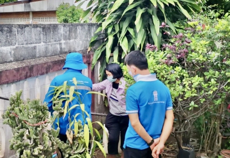 ไฟล์แนบ กปภ.สาขาบ้านโฮ่ง ลงพื้นที่ประชาสัมพันธ์โครงการผ่อนชำระค่าติดตั้งน้ำประปา ไลน์@pwathailand และให้คำแนะนำลูกค้าที่ใช้น้ำ2ระบบ