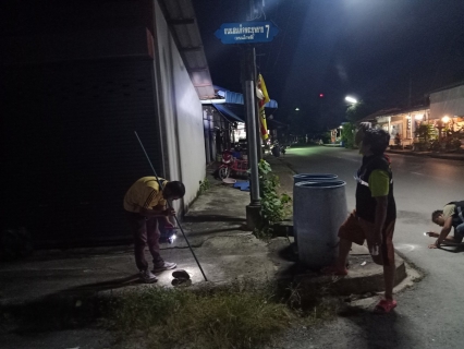 ไฟล์แนบ การประปาส่วนภูมิภาคสาขาบ้านนาสาร ลงพื้นที่หน่วยบริการอำเภอเวียงสระ ออกสำรวจค้นหาน้ำสูญเสีย