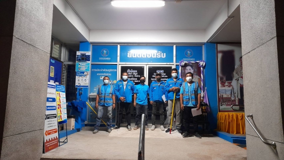 ไฟล์แนบ งานบริการและควบคุมน้ำสูญเสีย กปภ.สาขาหลังสวน         ได้ผนึกกำลังออกค้นหาท่อแตกรั่ว วันที่ 22 มิถุนายน 2564 เวลา 21.00 น. ภายใต้การบริหารงานโดย นายจีรศักดิ์ หัถชีพ ผู้จัดการการประปาส่วนภูมิภาคสาขาหลังสวน 