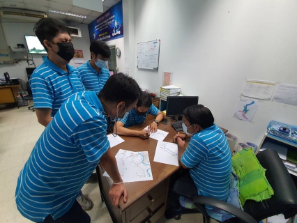 ไฟล์แนบ กปภ.สาขากำแพงเพชร ลงพื้นที่ระบายตะกอนในเส้นท่อจ่ายน้ำประปา 