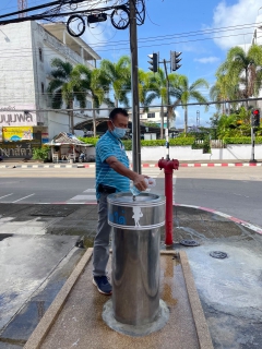 ไฟล์แนบ การประปาส่วนภูมิภาคสาขาชุมพร ร่วมทำความสะอาดตู้น้ำดื่มได้ที่อยู่ในพื้นที่ความรับผิดชอบของ กปภ.สาขาชุมพร ภายใต้โครงการ Water is life