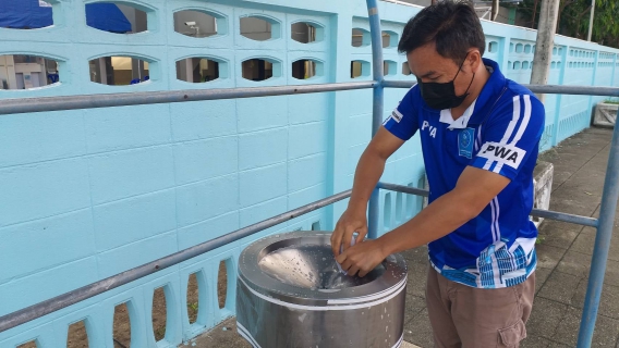 ไฟล์แนบ การประปาส่วนภูมิภาคสาขาชุมพร ร่วมทำความสะอาดตู้น้ำดื่มได้ที่อยู่ในพื้นที่ความรับผิดชอบของ กปภ.สาขาชุมพร ภายใต้โครงการ Water is life