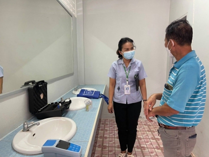 ไฟล์แนบ การประปาส่วนภูมิภาคสาขาชุมพร ลงพื้นที่ตรวจสอบคุณภาพน้ำประปา ณ ศูนย์พักคอยและแยกตัวในชุมชน ชุมชนอุ่นใจตำบลท่ายาง อ.เมือง จ.ชุมพร  