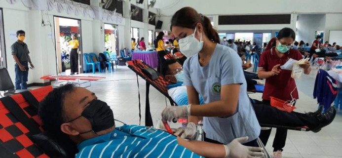 ไฟล์แนบ กปภ.สาขาศีขรภูมิสนับสนุนน้ำดื่ม โครงการ ให้ความรู้ ให้เลือด...ให้ชีวิต