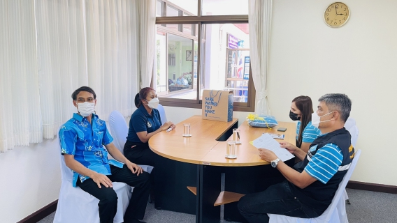 ไฟล์แนบ การประปาส่วนภูมิภาคสาขาชุมพร  มอบของที่ระลึก เพื่อแสดงความขอบคุณ ให้กับสื่อมวลชนท้องถิ่นและการประชาสัมพันธ์การชำระค่าน้ำออนไลน์