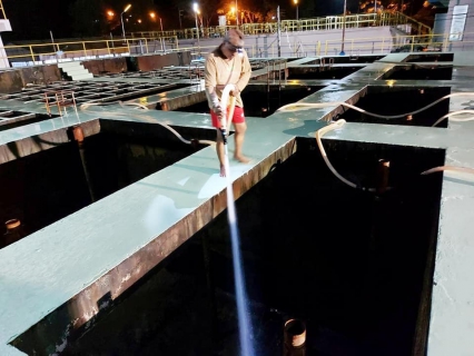 ไฟล์แนบ กปภ.สาขาระนอง ดำเนินการตามแผน ล้างถังตกตะกอนโรงกรองน้ำหาดส้มแป้น