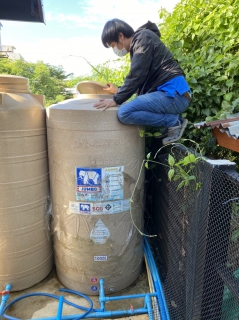 ไฟล์แนบ กปภ.สาขากำแพงเพชร ส่งพนักงานแก้ปัญหาเรื่องน้ำไม่ไหล ตรวจสอบเบื้องต้นพบระบบประปาภายใน เร่งแก้ไขให้ลูกค้าไม่คิดค่าใช้จ่าย 