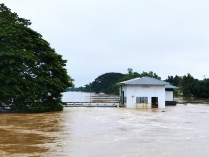 ไฟล์แนบ น้ำท่วมพัดท่อประปาเสียหาย เร่งซ่อมแซมลดผลกระทบประชาชน