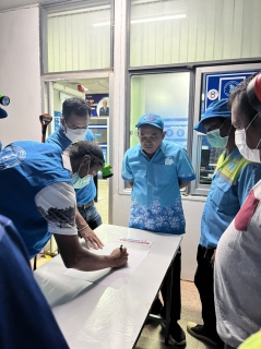 ไฟล์แนบ การประปาส่วนภูมิภาคสาขาทุ่งสง ลงพื้นที่ ร่วมกันทำ step test ค้นหาท่อแตกรั่ว ลดน้ำสูญเสีย แสดงความใส่ใจในการให้บริการ สร้างความมั่นใจแก่ลูกค้า