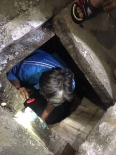 ไฟล์แนบ การประปาส่วนภูมิสาขาจันดี ลงพื้นที่เดินสำรวจหาท่อแตก-ท่อรั่ว