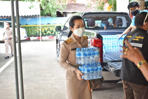 ไฟล์แนบ กปภ.สาขาอุบลราชธานี สนับสนุนน้ำดื่ม งานประเพณีทอดผ้ากฐินและผ้าป่า
