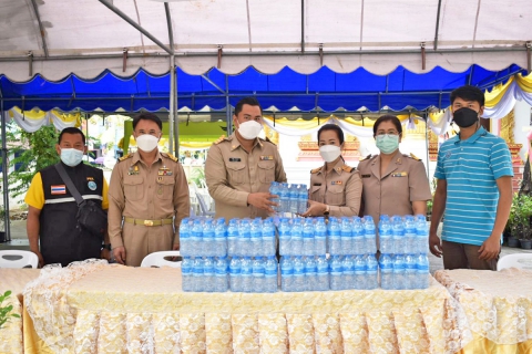 ไฟล์แนบ กปภ.สาขาอุบลราชธานี สนับสนุนน้ำดื่ม งานประเพณีทอดผ้ากฐินและผ้าป่า