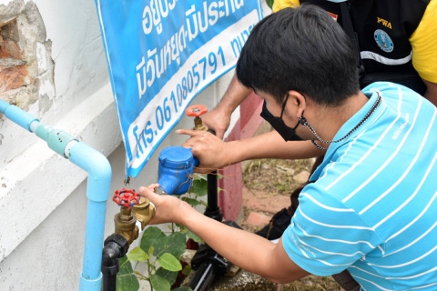 ไฟล์แนบ กปภ.สาขาอุบลราชธานี สนับสนุนน้ำดื่ม งานประเพณีทอดผ้ากฐินและผ้าป่า