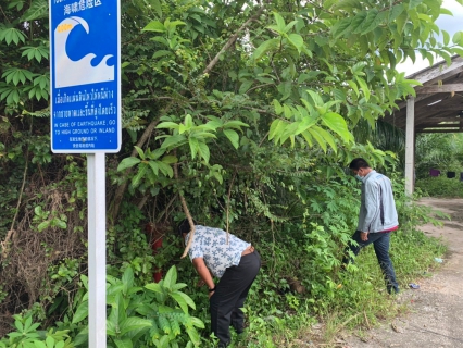ไฟล์แนบ การประปาส่วนภูมิภาคสาขากระบี่ ดำเนินงานตามแผนบริหารจัดการน้ำสูญเสีย เดินหน้าลงพื้นที่ ตำบลเหนือคลอง อำเภอเหนือคลอง  จังหวัดกระบี่ เดินเท้าหาท่อแตกรั่ว พร้อมซ่อมปิดจุด เพื่อลดการเกิดน้ำสูญเสีย 