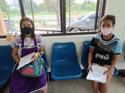 ไฟล์แนบ การประปาส่วนภูมิภาคสาขากาญจนดิษฐ์ ภายใต้การบริหารของนายสุรพงศ์   สมหวัง ผู้จัดการการประปาส่วนภูมิภาคสาขากาญจนดิษฐ์ มอบหมายงานจัดเก็บรายได้พร้อมพนักงานในสังกัด ลงพื้นที่รับชำระค่าน้ำประปานอกสถานที่ ประจำเดือน พฤศจิกายน 2564 โดยได้ออกรับชำระค่าน้ำประปา วันพุธที่ 17 พฤศจิกายน  2564 ณ สำนักงานประปาดอนสัก เขตจำหน่ายน้ำดอนสัก หมู่ที่ 5 ตำบลดอนสัก อำเภอดอนสัก จังหวัดสุราษฎร์ธานี เพื่อเป็นการเพิ่มช่องทางในการชำระเงิน รับตำขอติดตั้งมาตรนอกสถานที่ และเพิ่มความสะดวกให้กับลูกค้า กปภ.สาขากาญจนดิษฐ์ อีกช่องทางหนึ่ง