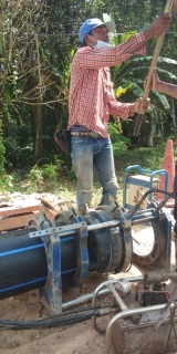ไฟล์แนบ การประปาส่วนภูมิภาคสาขาท่าแซะ ดำเนินการซ่อมแซมท่อส่งน้ำดิบขนาด ๓๑๕ มิลลิเมตร ต.ท่าแซะ อ.ท่าแซะ จ.ชุมพร