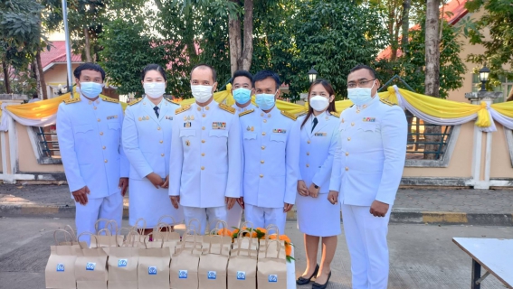 ไฟล์แนบ กปภ.สาขาด่านช้างร่วมพิธีทำบุญตักบาตร ถวายในหลวงรัชกาลที่ 9