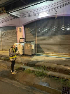 ไฟล์แนบ การประปาส่วนภูมิภาคสาขาพังงา ดำเนินงานตามแผนบริหารจัดการน้ำสูญเสียเชิงรุก เร่งเดินหน้าลงพื้นที่ ตำบลท้ายช้าง อำเภอเมือง จังหวัดพังงา เดินเท้าหาท่อแตกรั่ว ในช่วงเวลาคืน