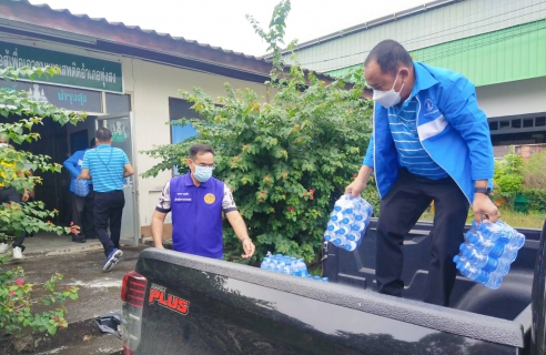 ไฟล์แนบ การประปาส่วนภูมิภาคสาขาทุ่งสง มอบน้ำดื่มบรรจุขวดสัญลักษณ์ กปภ. ให้กับ ที่ว่าการอำเภอทุ่งสง