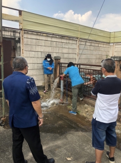ไฟล์แนบ กปภ.สาขาสมุทรสาคร ลงพื้นที่ตรวจสอบแก้ปัญหา เพื่อบรรเทาความเดือดร้อนให้กับลูกค้า
