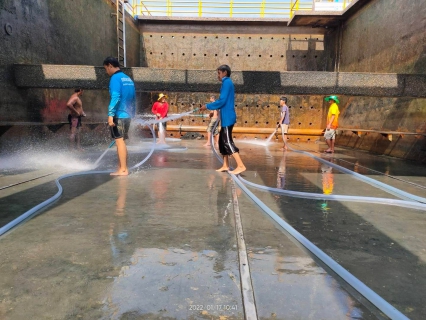 ไฟล์แนบ การประปาส่วนภูมิภาคสาขาจันทบุรี ปฏิบัติการล้างทำความสะอาดถังตกตะกอนโรงกรองน้ำ ณ สถานีผลิตน้ำปากแซง ตามแผนโครงการจัดการน้ำสะอาด (WSP)