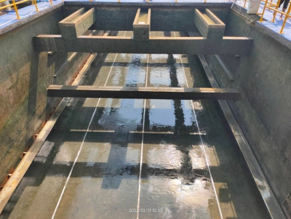 ไฟล์แนบ การประปาส่วนภูมิภาคสาขาจันทบุรี ปฏิบัติการล้างทำความสะอาดถังตกตะกอนโรงกรองน้ำ ณ สถานีผลิตน้ำปากแซง ตามแผนโครงการจัดการน้ำสะอาด (WSP)